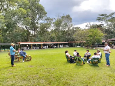 Zonas verdes en el Restaurante Campestre Finca Los Lagos en Togui en Boyaca