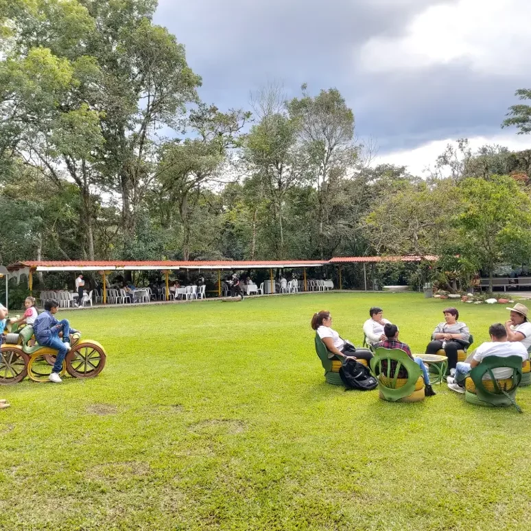 Zonas verdes en el Restaurante Campestre Finca Los Lagos en Togui en Boyaca