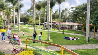 zonas campestres en el restaurante finca los lagos para la galeria de fotos